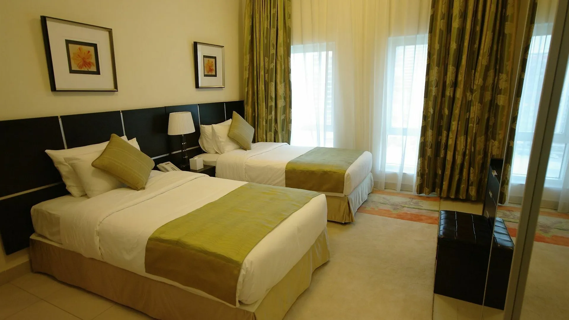Aparthotel Gulf Oasis Hotel Apartments Fz Llc Dubai