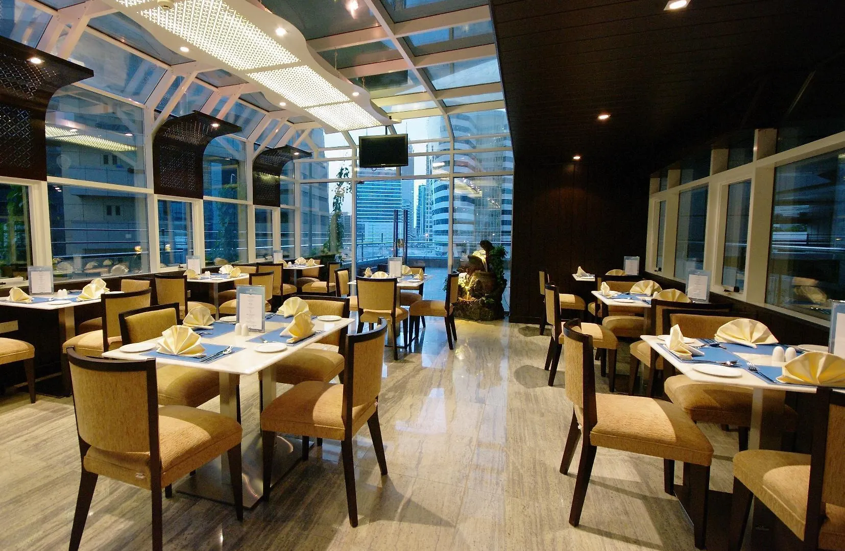 Gulf Oasis Hotel Apartments Fz Llc Dubai 3*,